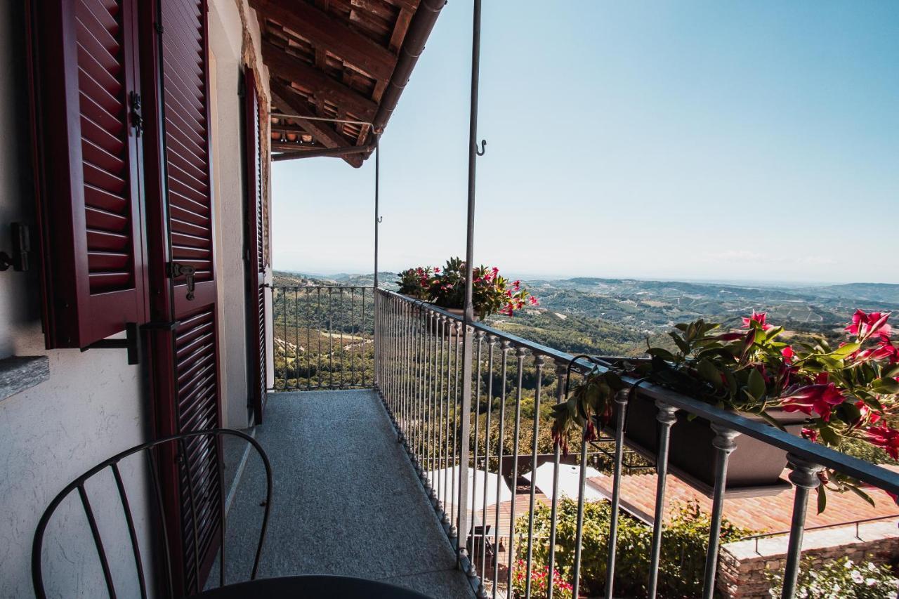 Hotel La Rola à Albaretto della Torre Extérieur photo