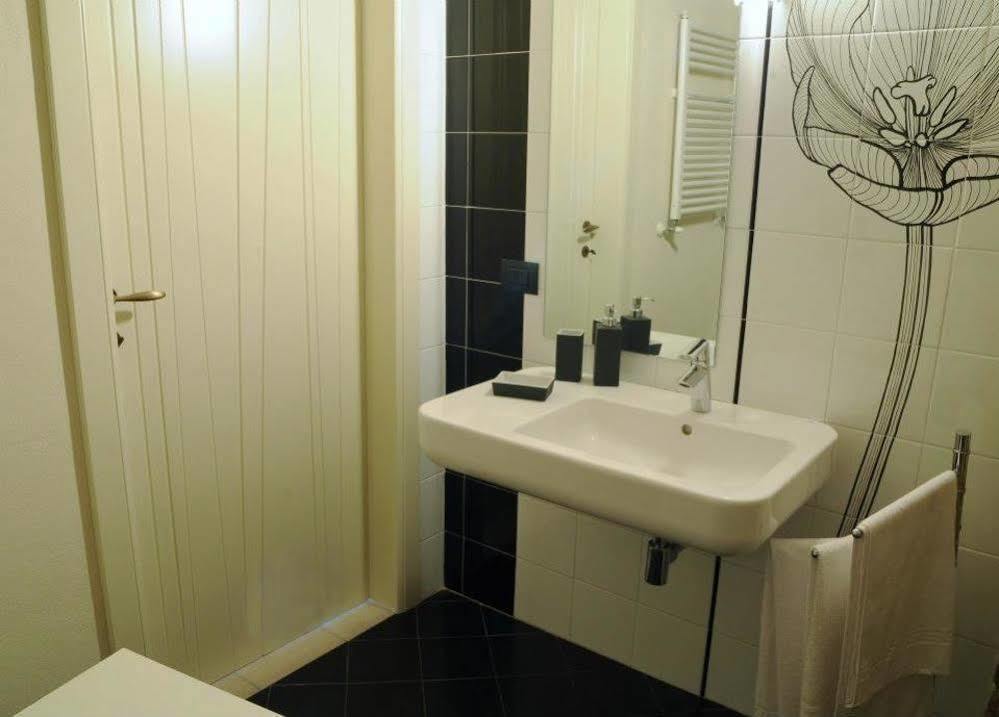 Hotel La Rola à Albaretto della Torre Extérieur photo